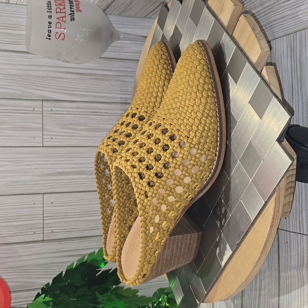 Mi.Mi leather woven‎ mules - Picture 2 of 10
